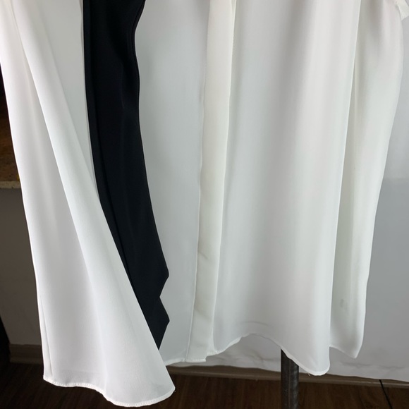 Parker white & black sleeveless - Picture 4 of 10